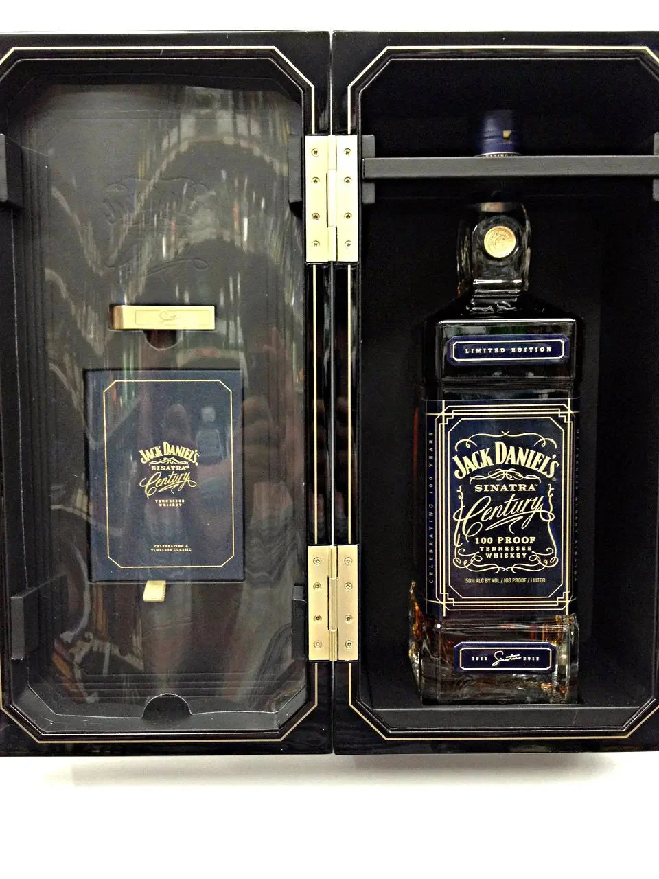 Jack Daniel's Sinatra Century - Image 5
